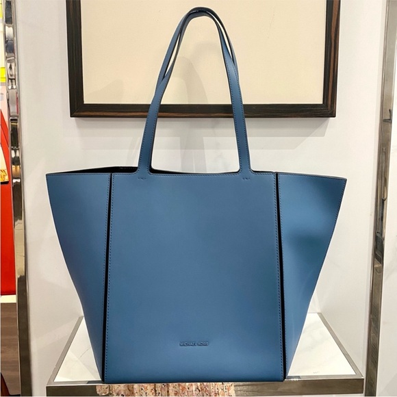 MICHAEL KORS Jordi Large LeatherTote Bag